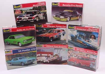 Lot 650 - A collection of eight boxed Revell/Monogram...