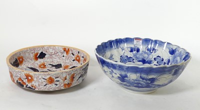 Lot 107 - A contemporary Chinese porcelain bowl, having...