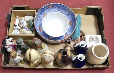 Lot 155 - A collection of oriental ceramics to include...
