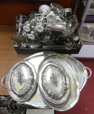 Lot 177 - A collection of silver plated items to include...