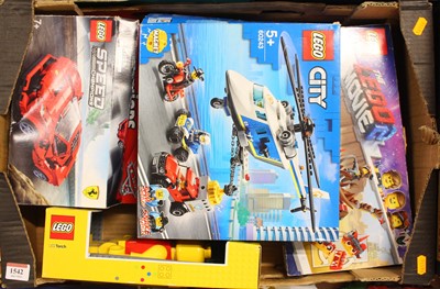 Lot 1542 - Tray of mixed Lego to include Speed Champions,...