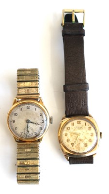Lot 300 - A vintage Avia gent's 9ct gold cased manual...