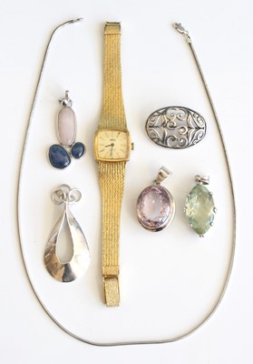 Lot 301 - Assorted modern silver and white metal costume...