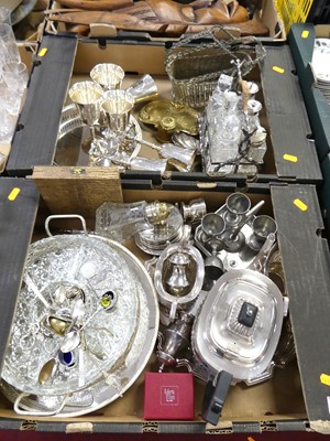 Lot 500 - A collection of silver plated wares, to...