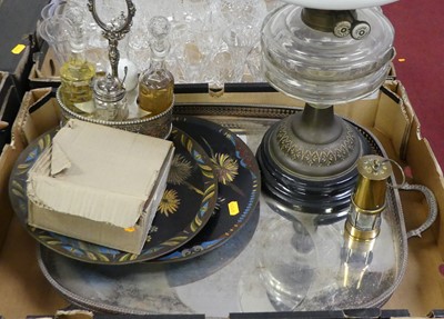 Lot 520 - A collection of metalware, to include a silver...