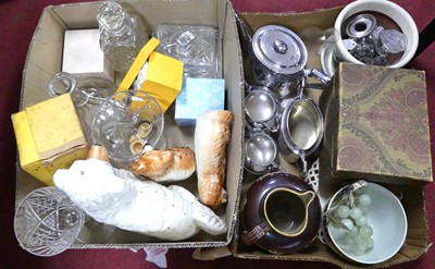 Lot 536 - A collection of ceramics, glass and metalware,...