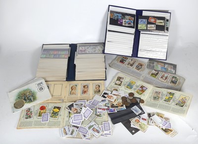 Lot 423 - A collection of Great British and world stamps...