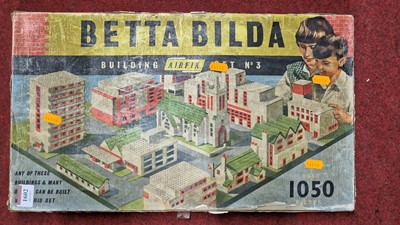 Lot 1602 - Betta Builder Set