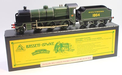 Lot 200 - 0 gauge Bassett Lowke Corgi electric modern...