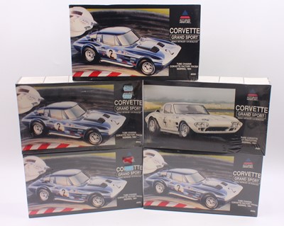 Lot 659 - A collection of five Accurate Miniatures No....