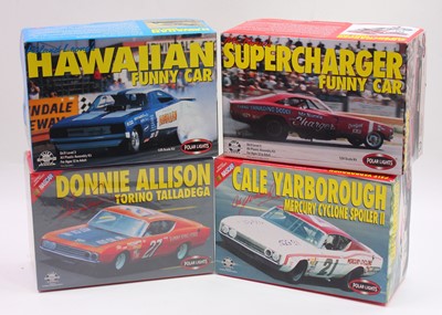 Lot 685 - A collection of four boxed Polar Lights 1/24...