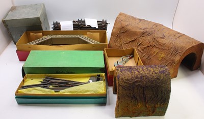 Lot 147 - Various Hornby accessories packed in one large...