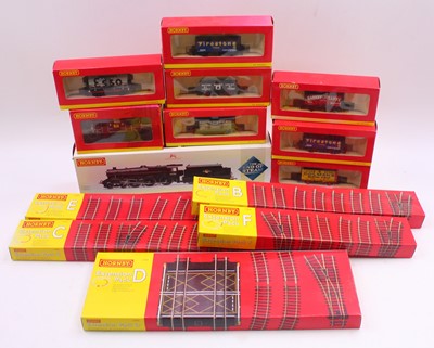 Lot 446 - One tray containing modern Hornby 00 items:...