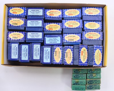 Lot 373 - Twenty three Hornby-Dublo colour light signals....