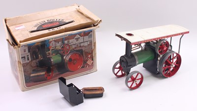 Lot 9 - Mamod TE1A traction engine, of the usual...