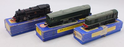 Lot 313 - Three Hornby Dublo locos to include an EDL18 2-...