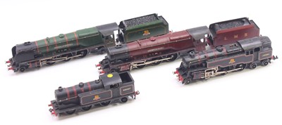 Lot 351 - Four Hornby Dublo unboxed locos to include an...