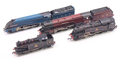 Lot 350 - Four Hornby Dublo unboxed locos to include an...