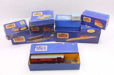 Lot 331 - One tray containing Hornby Dublo accessories...
