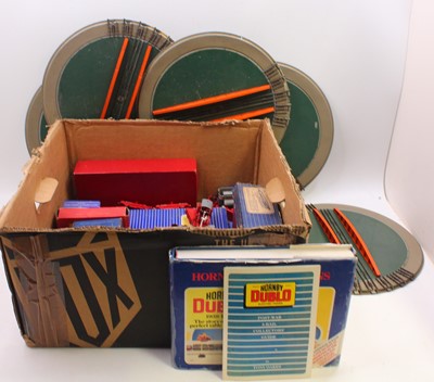 Lot 338 - One box containing Hornby Dublo accessories,...