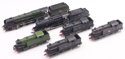 Lot 343 - Six Hornby Dublo 3 rail locos to include an...