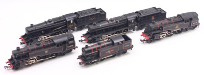 Lot 326 - Five Hornby Dublo 3 rail locos to include two...