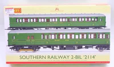 Lot 417 - Hornby 00 gauge Southern Railway 2-Bil 2114,...