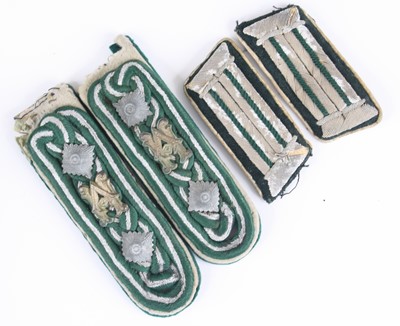 Lot 3065 - A pair of German Third Reich collar tabs,...