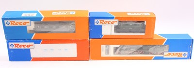 Lot 552 - Four HO gauge Roco locos to include an E18...