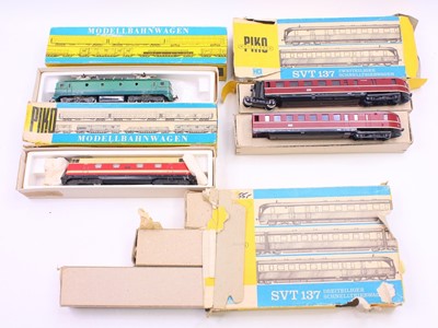 Lot 537 - Four HO gauge Piko locos to include an STV 137...
