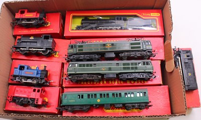 Lot 498 - Nine Triang and Triang Hornby 00 gauge locos...
