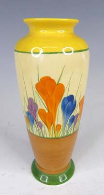 Lot 27 - A 1930s Clarice Cliff Crocus pattern pottery...