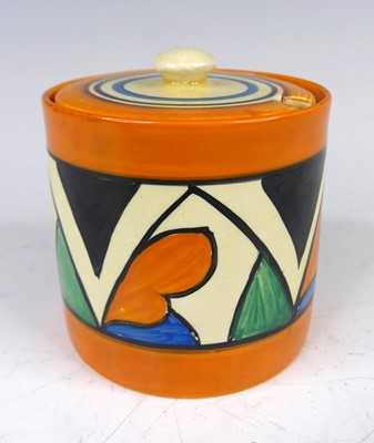 Lot 29 - A 1930s Clarice Cliff Double-V pattern pottery...
