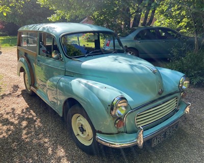 Lot 2914 - A 1971 Morris Minor 1000 Traveller 1099cc In...