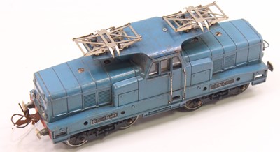 Lot 128 - French Hornby Bo-Bo electric loco TZB BB13001...