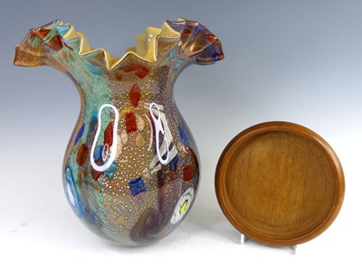 Lot 109 - A large Murano glass vase, having frilly...