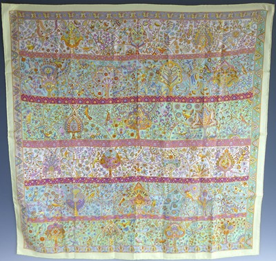 Lot 150 - Hermès - an "Au Pays des Oiseaux-Fleurs" silk...