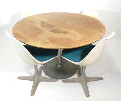 Lot 391 - Eero Saarinen (Finland, 1910-1961) for Arkana -...