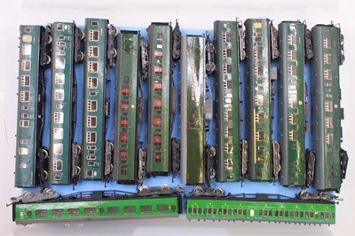 Lot 509 - Twelve 00 gauge kit built coaches to include a...