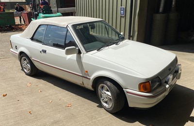 Lot 2918 - A 1989 Ford Escort XR3i Cabriolet. Reg No....
