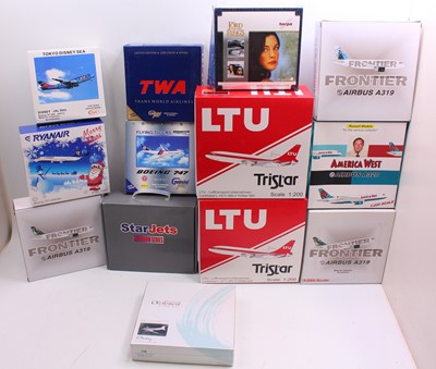 Lot 744 - One tray containing 13 modern issue die-cast...