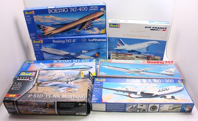 Lot 748 - One tray containing seven large Revell plastic...