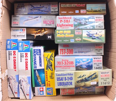 Lot 766 - One box containing 14 plastic aircraft kits by...