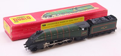Lot 310 - Hornby Dublo 2 rail 2211 Golden Fleece A4 loco...