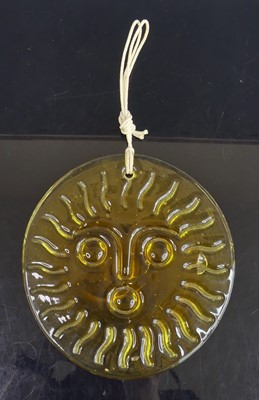 Lot 76 - Paul Jeffries for Whitefriars - a moulded...