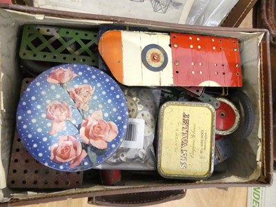 Lot 476 - One box containing a quantity of immediate...