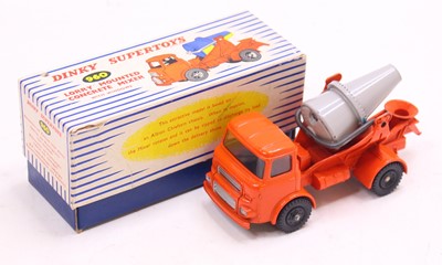 Lot 1066 - Dinky Toys No. 960 Albion Chieftain Lorry...