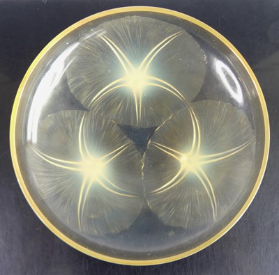 Lot 98 - René Lalique (French, 1860-1945) - an amber...