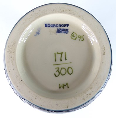 Lot 41 - A contemporary Moorcroft 'Love in the Mist'...