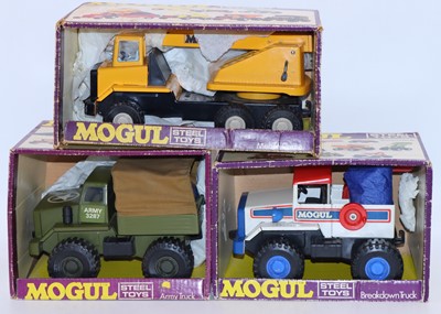 Lot 2094 - Meccano Mogul group of three lorries to...
